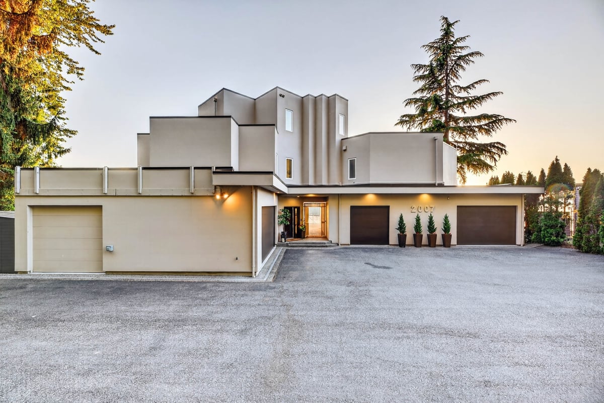 The house from the drive