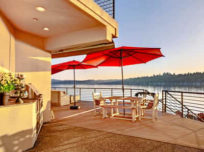 2007 E Lake Sammamish Pkwy NE, Sammamish, WA