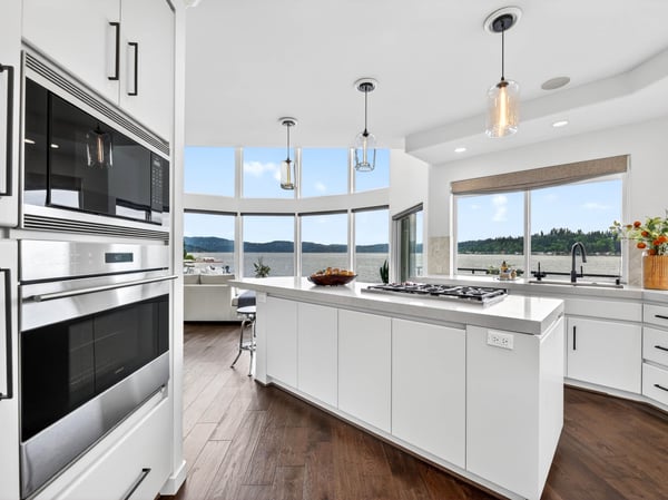 2007 E Lake Sammamish Pkwy NE, Sammamish, WA